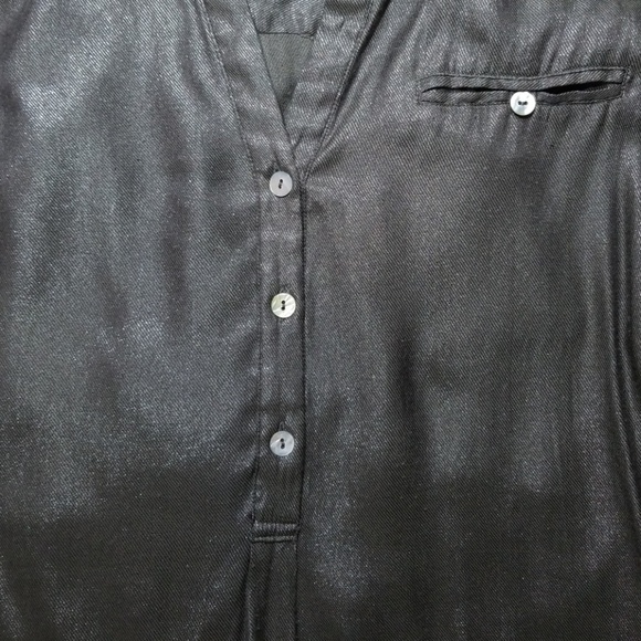 Shirt - Picture 4 of 6